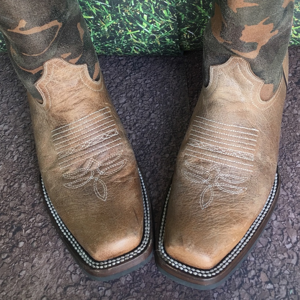 Woman’s western cowboy boots
